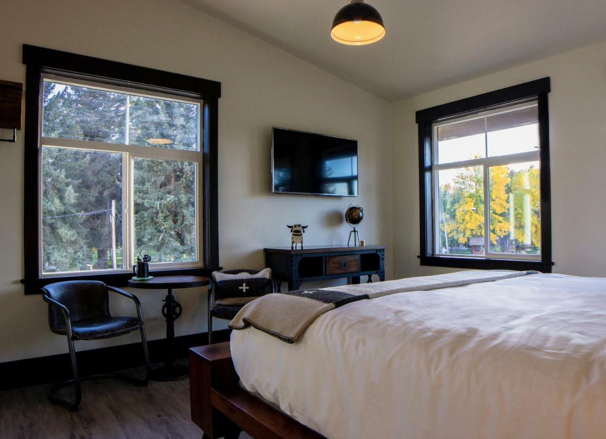 Compass Rose Lodge Huntsville エクステリア 写真